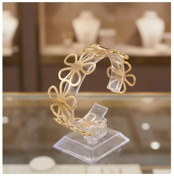 Golden_Whisper_Layered_Cuff_Bracelet