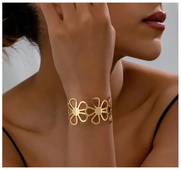 Golden_Whisper_Layered_Cuff_Bracelet