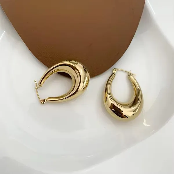 Aura_Oval_Anti-Tarnish_Hoops