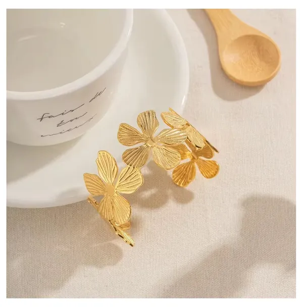 Golden_Stainless_Steel_Textured_Floral_Cuff_Kada_For_Women