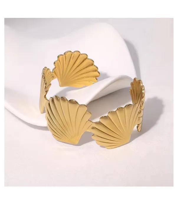 Golden_Stainless_Steel_Beach_Resort_Shell_Cuff_Bracelet_For_Women