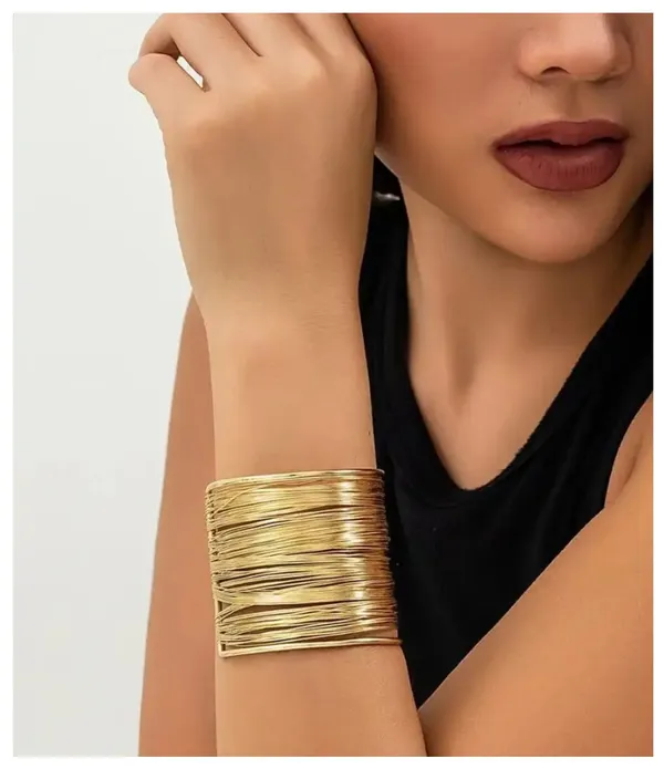 Golden_Stainless_Steel_Anti_Tarnish_Kada_Bracelet_For_Women