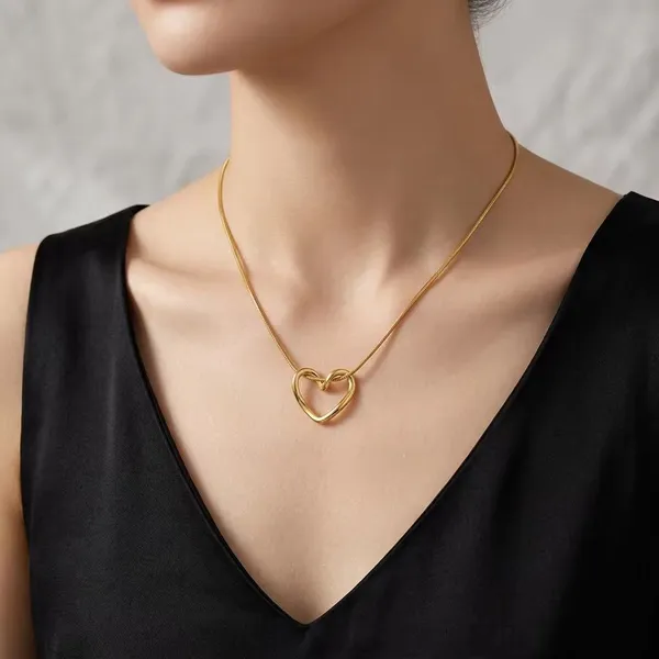 Eternal_Outline_Heart_Pendant