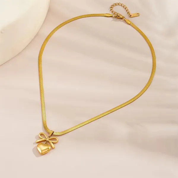 Empress_Herringbone_Bow_Pendant