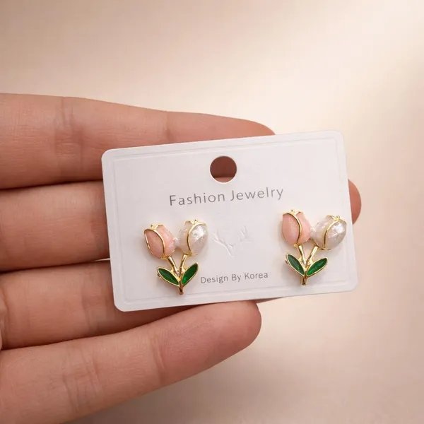 Premium_gold-plated_finish_Tulip_Earring_
