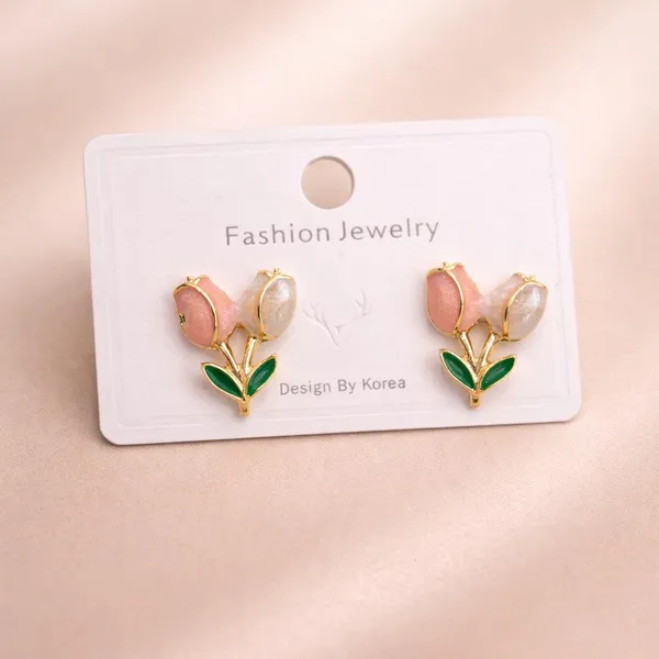 Premium_gold-plated_finish_Tulip_Earring_