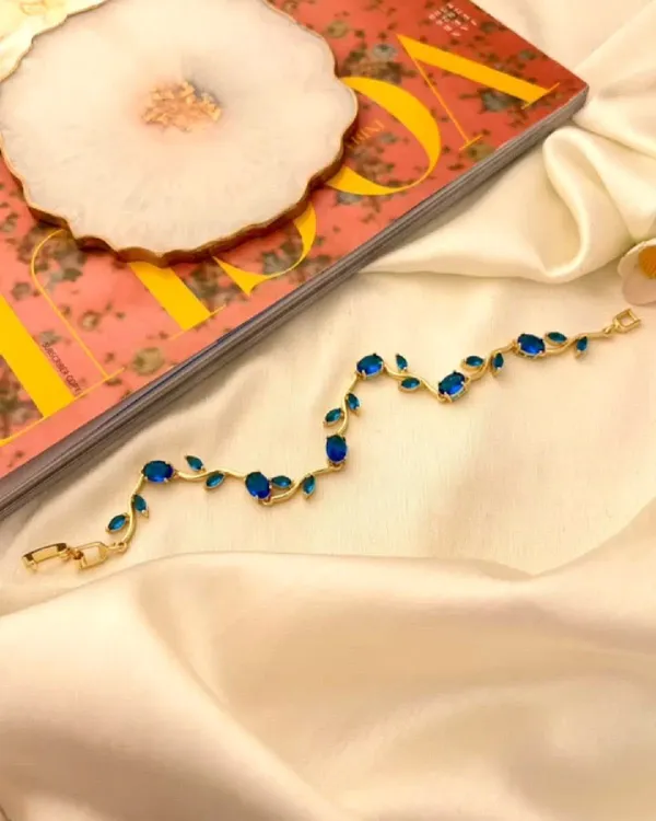 Tulip_Bloom_Bracelet