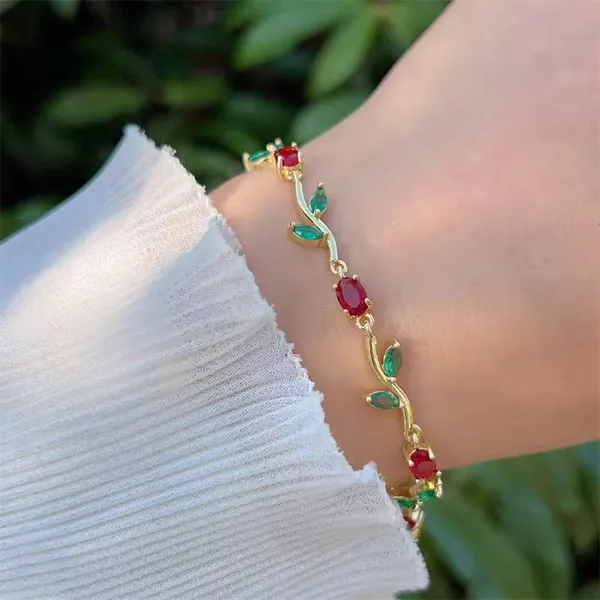 Tulip_Bloom_Bracelet