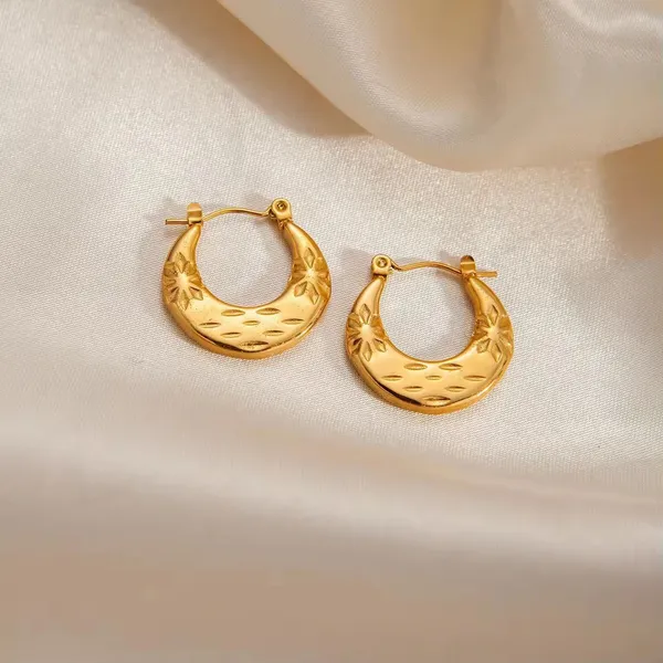 Celestial_Crescent_Anti-Tarnish_Hoop_Earrings