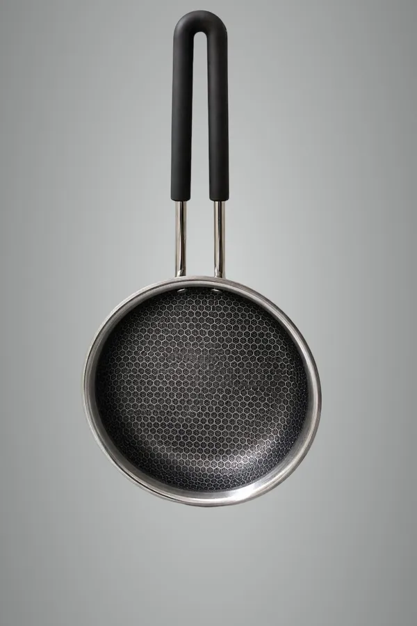 Silver_Stainless_Steel_Tri_Ply_Honeycomb_Nonstick_Induction_Gas_Compatible_Frying_Pan