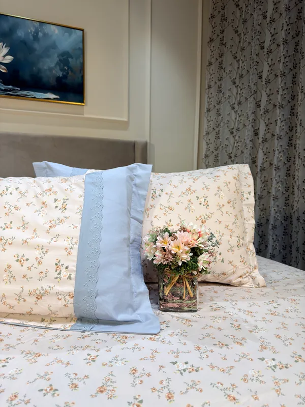 Beige_Bed_Sheet