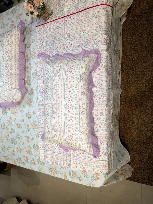 Petals_Ruffled_Bed_Sheet_Set