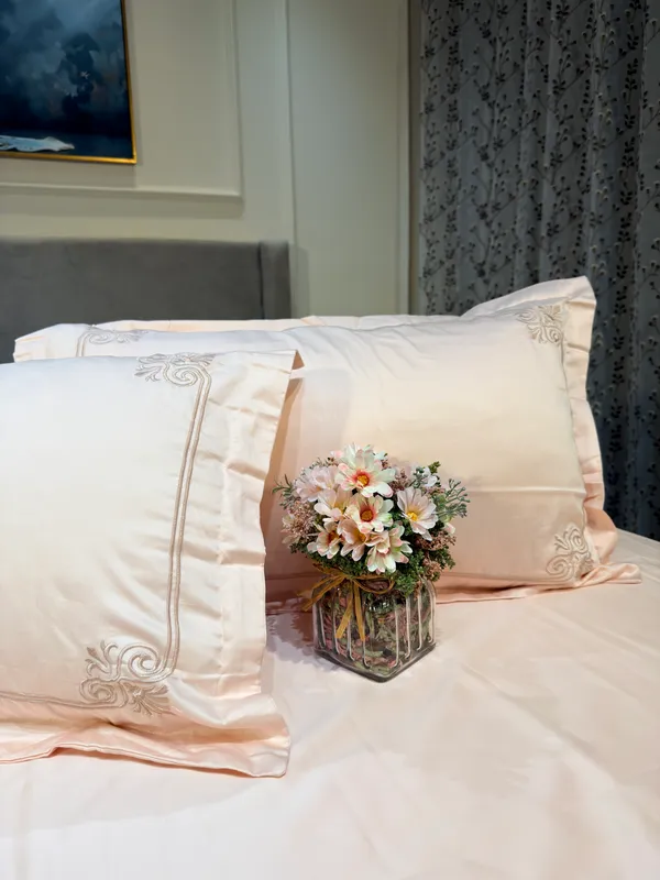 Royal_Embellished_Embroidered_Bedsheets