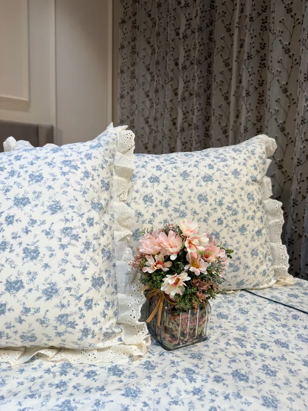 Petals_Ruffled_Bed_Sheet_Set