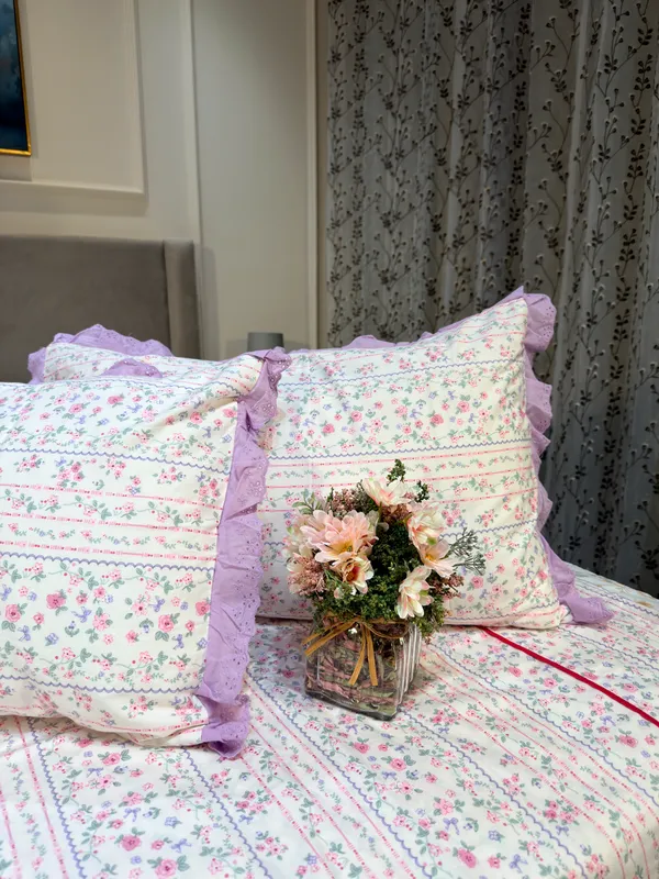 Petals_Ruffled_Bed_Sheet_Set