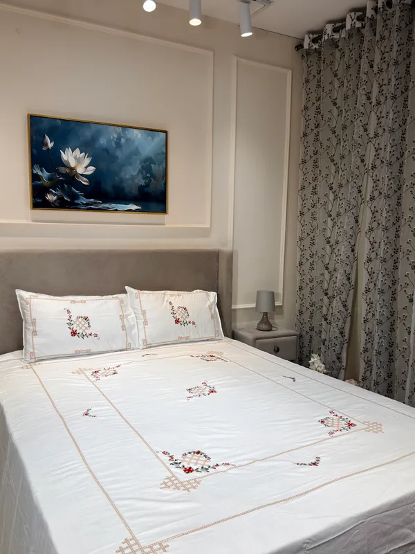 White_Floral_Embroidered_King_Size_Bed_Sheet_Set