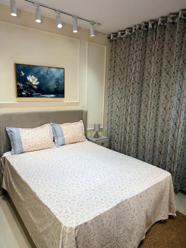 Beige_Bed_Sheet