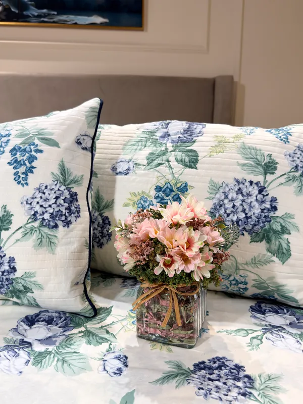 Spring_Floral_Bedspread_With_Quilted_Pillow_Case