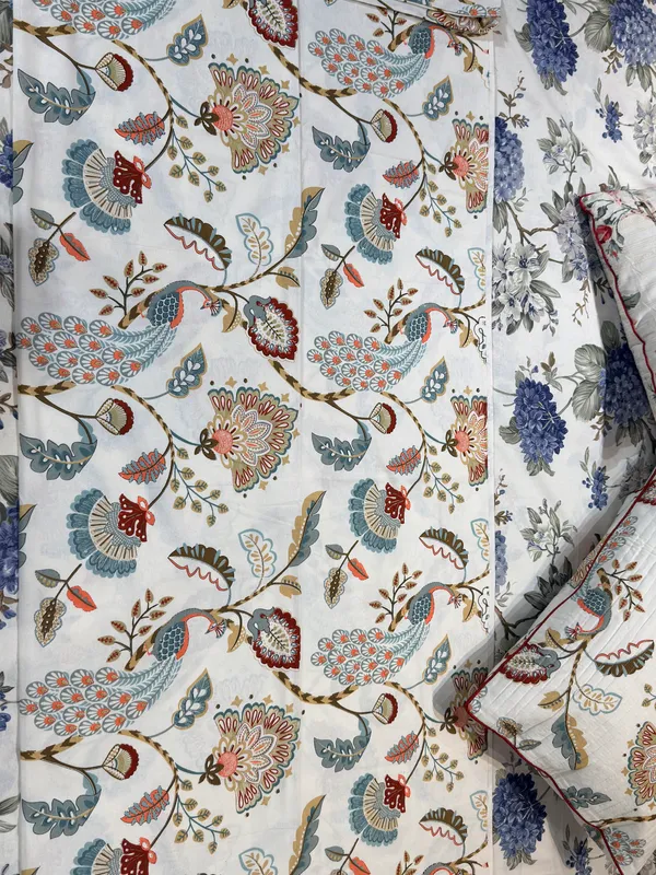 Spring_Floral_Bedspread_With_Quilted_Pillow_Case