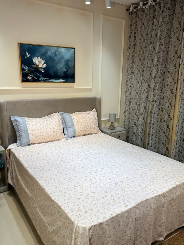 Beige_Bed_Sheet
