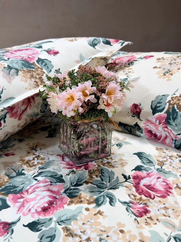 Blooms_Duck_Cotton_Bedspreads