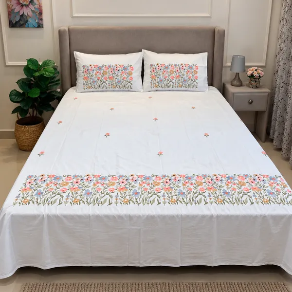 White_Floral_Botanical_Bed_Sheet_Set