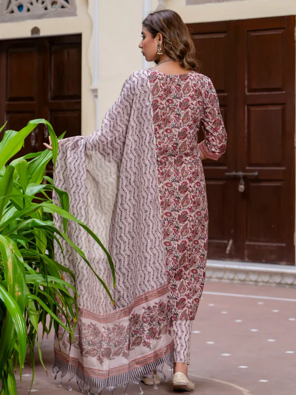 Floral_Printed_Pure_Cotton_Round_Neck_Kurta_Trouser_And_Dupatta_Set
