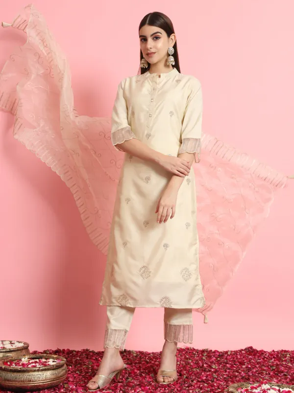 Floral_Embroidered_Silk_Round_Neck_Kurta_Trouser_And_Dupatta_Set
