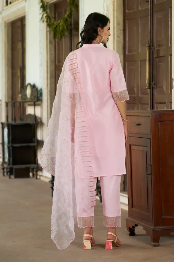 Floral_Embroidered_Silk_Round_Neck_Kurta_Trouser_And_Dupatta_Set