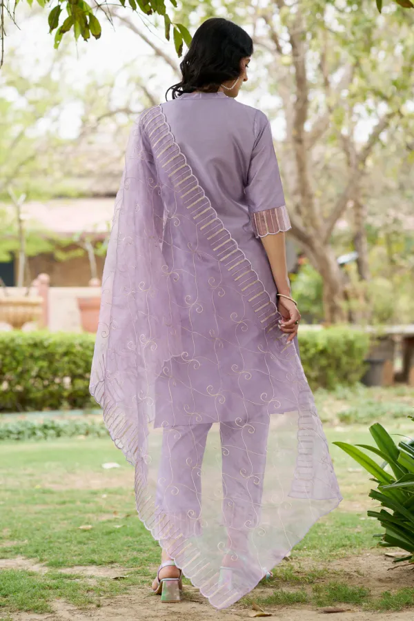 Floral_Embroidered_Silk_Round_Neck_Kurta_Trouser_And_Dupatta_Set