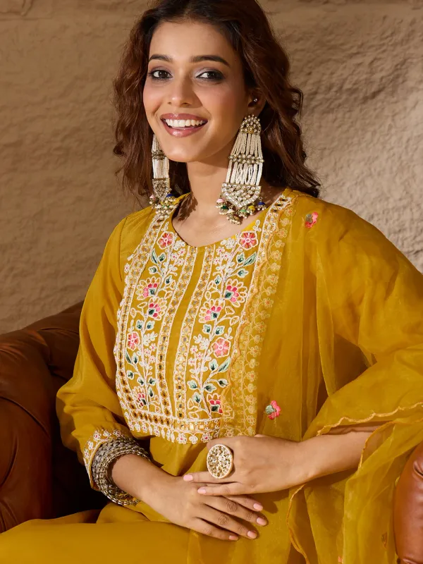 Floral_Embroidered_Silk_Round_Neck_Kurta_Trouser_And_Dupatta_Set
