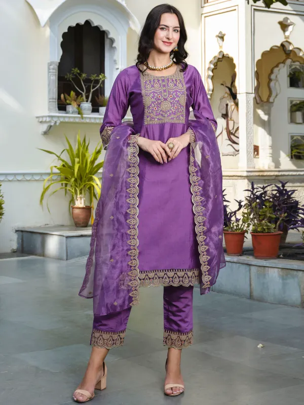 Floral_Embroidered_Silk_Round_Neck_Kurta_Trouser_And_Dupatta_Set