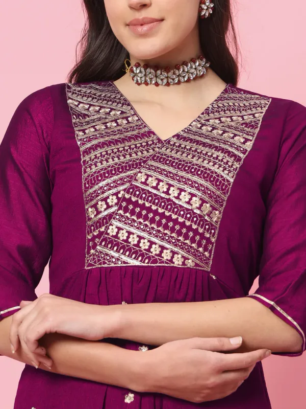 Floral_Embroidered_Silk_V_Neck_Kurta_Trouser_And_Dupatta_Set