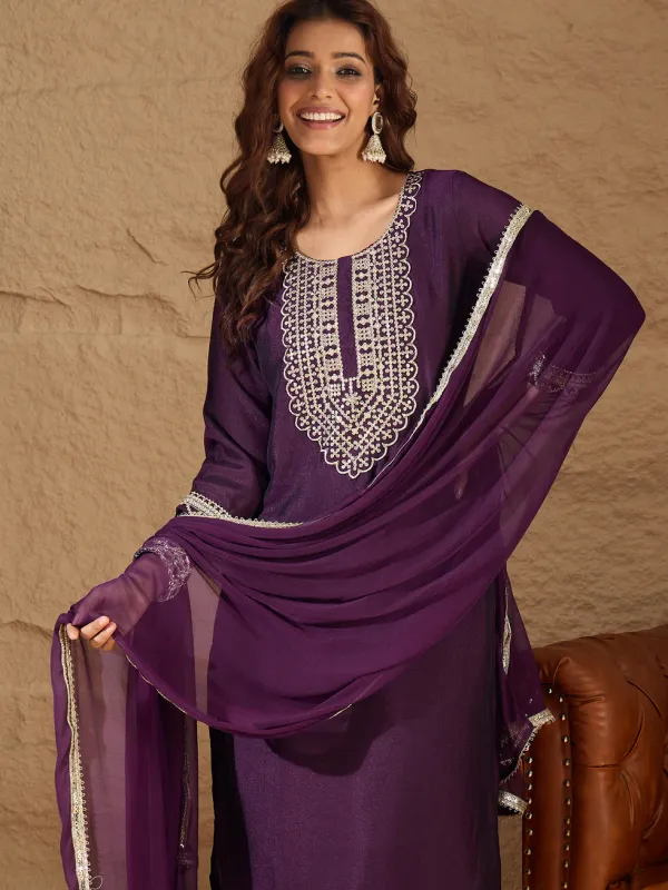 Floral_Embroidered_Silk_Round_Neck_Kurta_Trouser_And_Dupatta_Set