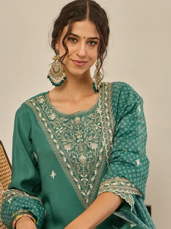 Floral_Embroidered_Silk_Blend_Round_Neck_Kurta_Trouser_&_Dupatta