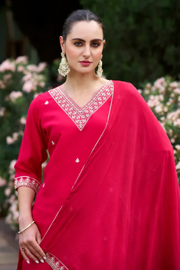 Floral_Embroidered_Cotton_Silk_V_Neck_Kurta_Trouser_&_Dupatta