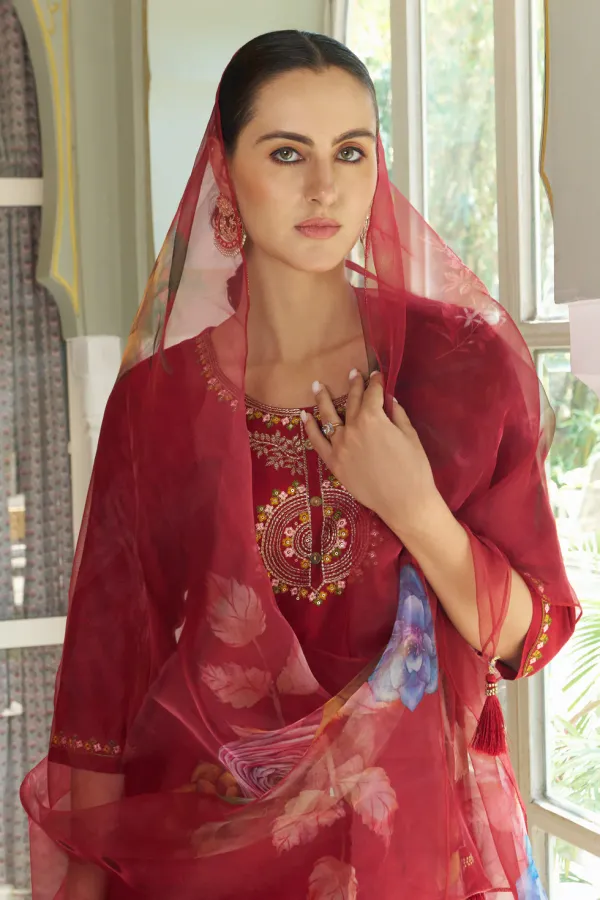 Floral_Embroidered_Cotton_Silk_Round_Neck_Kurta_Trouser_&_Dupatta