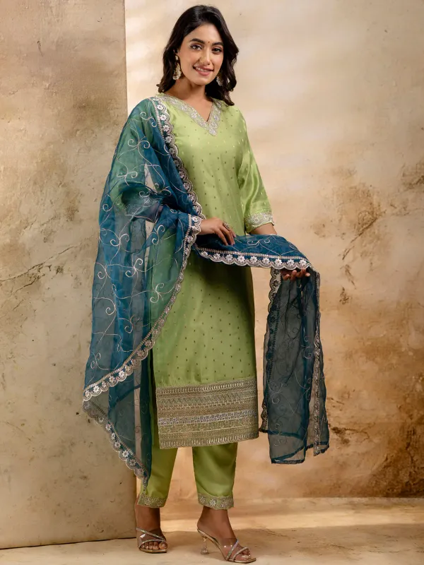 Floral_Embroidered_Chanderi_Silk_V_Neck_Kurta_Trouser_&_Dupatta