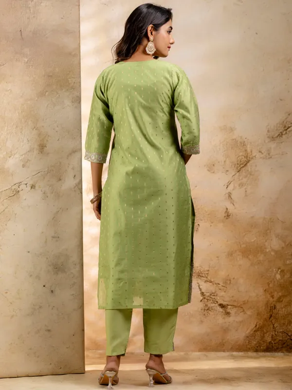 Floral_Embroidered_Chanderi_Silk_V_Neck_Kurta_Trouser_&_Dupatta