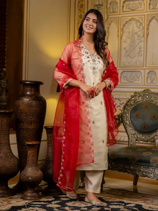 Floral_Embroidered_Silk_V_Neck_Kurta_Trouser_&_Dupatta_Set