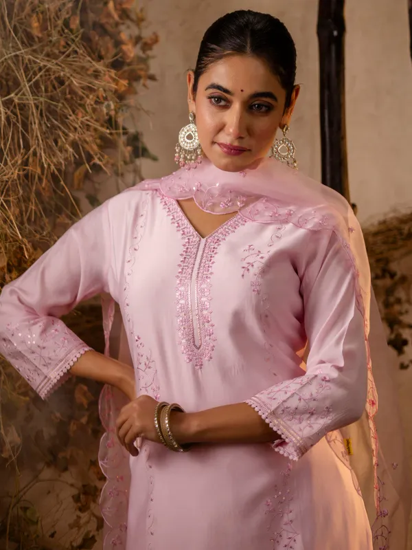 Floral_Embroidered_Silk_V_Neck_Kurta_Trouser_&_Dupatta_Set