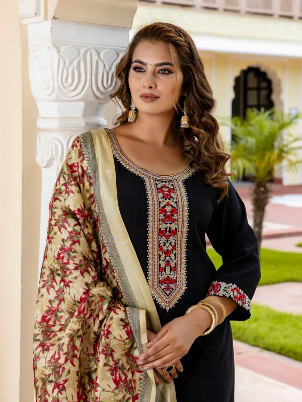 Floral_Embroidered_Silk_Round_Neck_Kurta_Trouser_&_Dupatta_Set