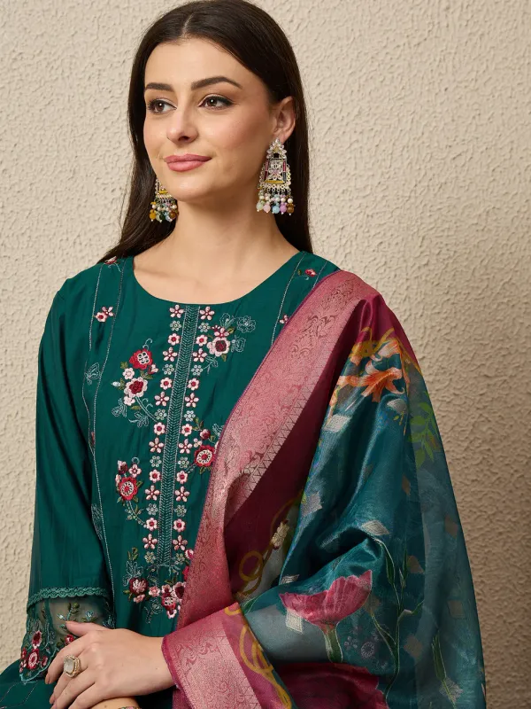 Floral_Embroidered_Silk_Round_Neck_Kurta_Trouser_&_Dupatta_Set