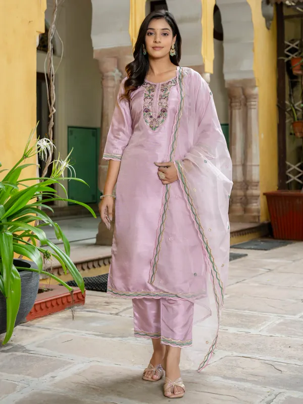Floral_Embroidered_Silk_Blend_Round_Neck_Kurta_Trouser_&_Dupatta_Set