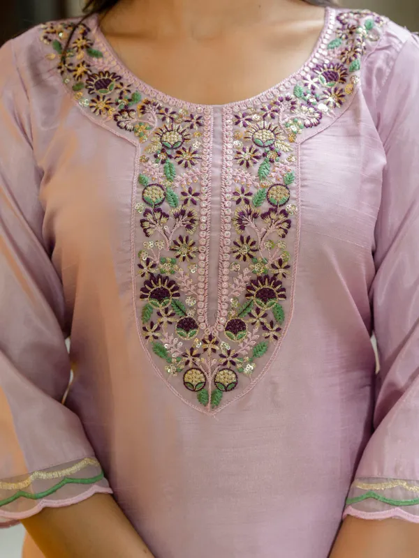 Floral_Embroidered_Silk_Blend_Round_Neck_Kurta_Trouser_&_Dupatta_Set