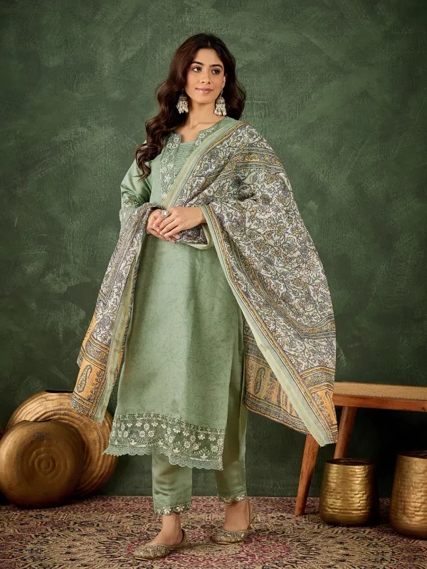 Floral_Embroidered_Silk_Blend_Round_Neck_Kurta_Trouser_&_Dupatta_Set
