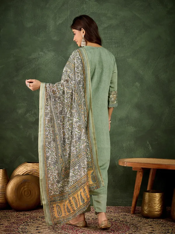 Floral_Embroidered_Silk_Blend_Round_Neck_Kurta_Trouser_&_Dupatta_Set