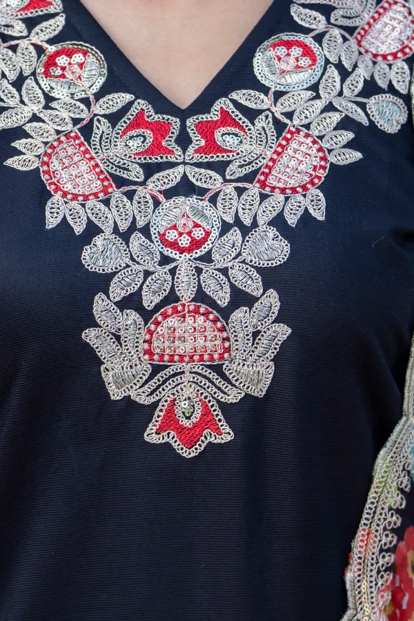 Floral_Embroidered_Silk_Blend_V_Neck_Kurta_Trouser_&_Dupatta_Set