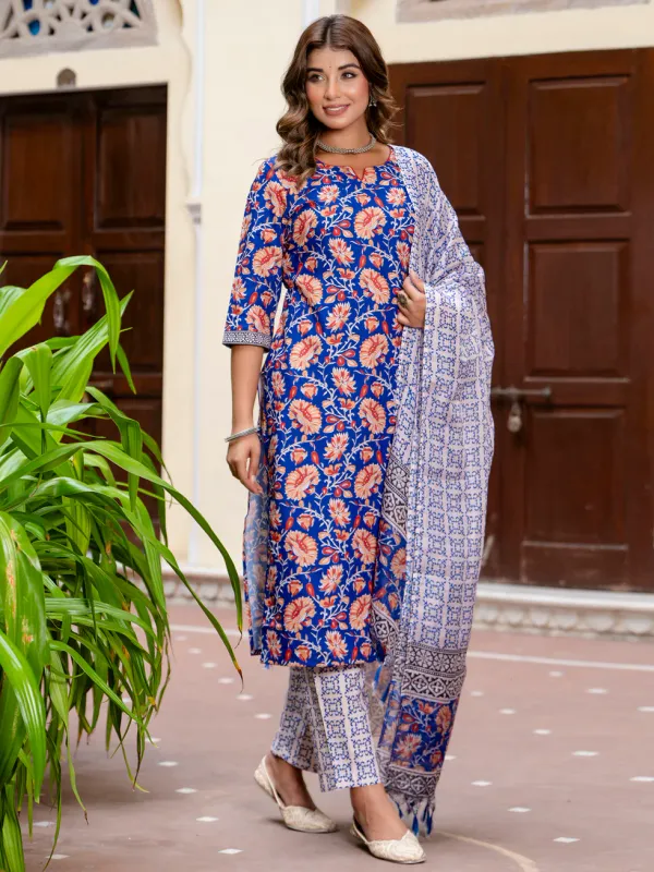 Floral_Printed_Pure_Cotton_Round_Neck_Kurta_Trouser_And_Dupatta_Set