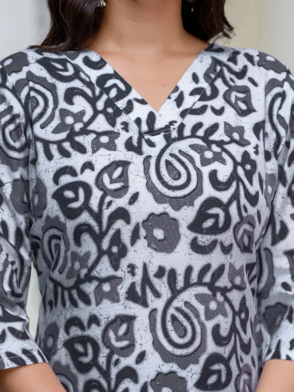 Floral_Printed_Pure_Cotton_V_Neck_Kurta_Trouser_And_Dupatta_Set
